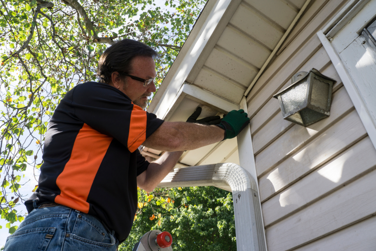 Smart Siding Materials Revolutionizing Home Protection